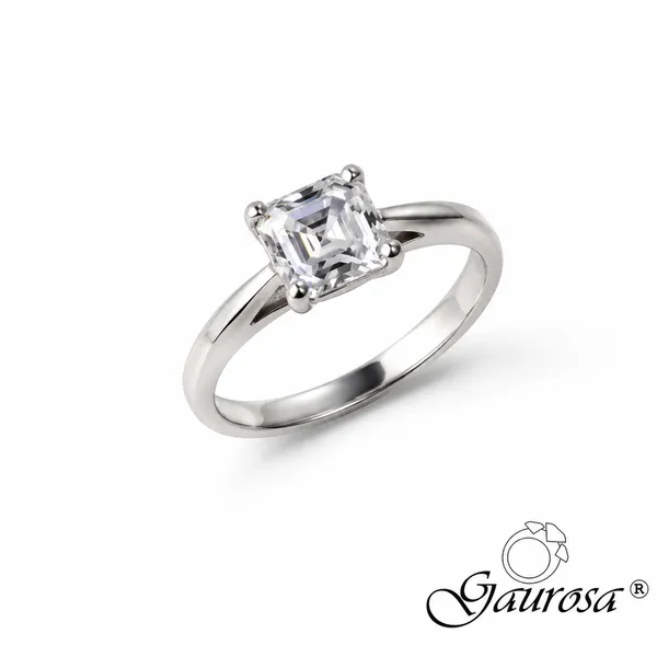 Anello Solitario Radiant Lumin